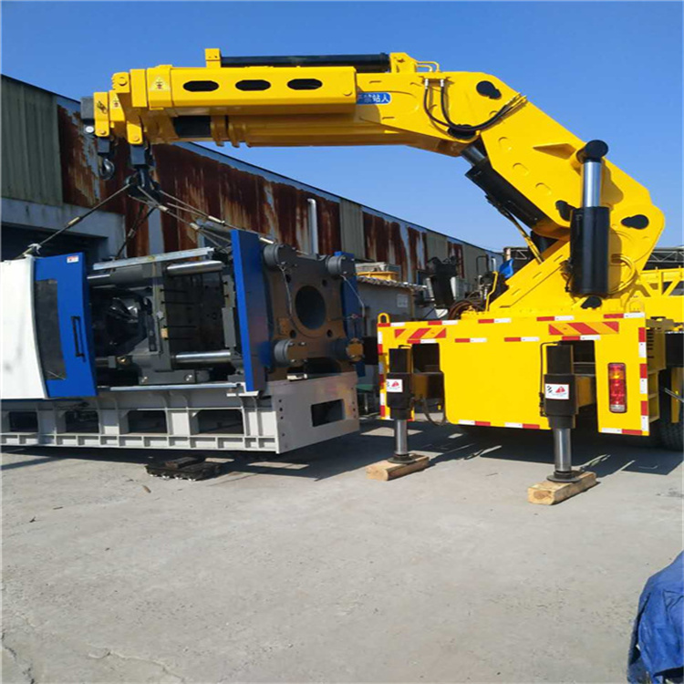 南京鼓楼 大吨位折臂吊出租费用解析：一小时租赁多少钱