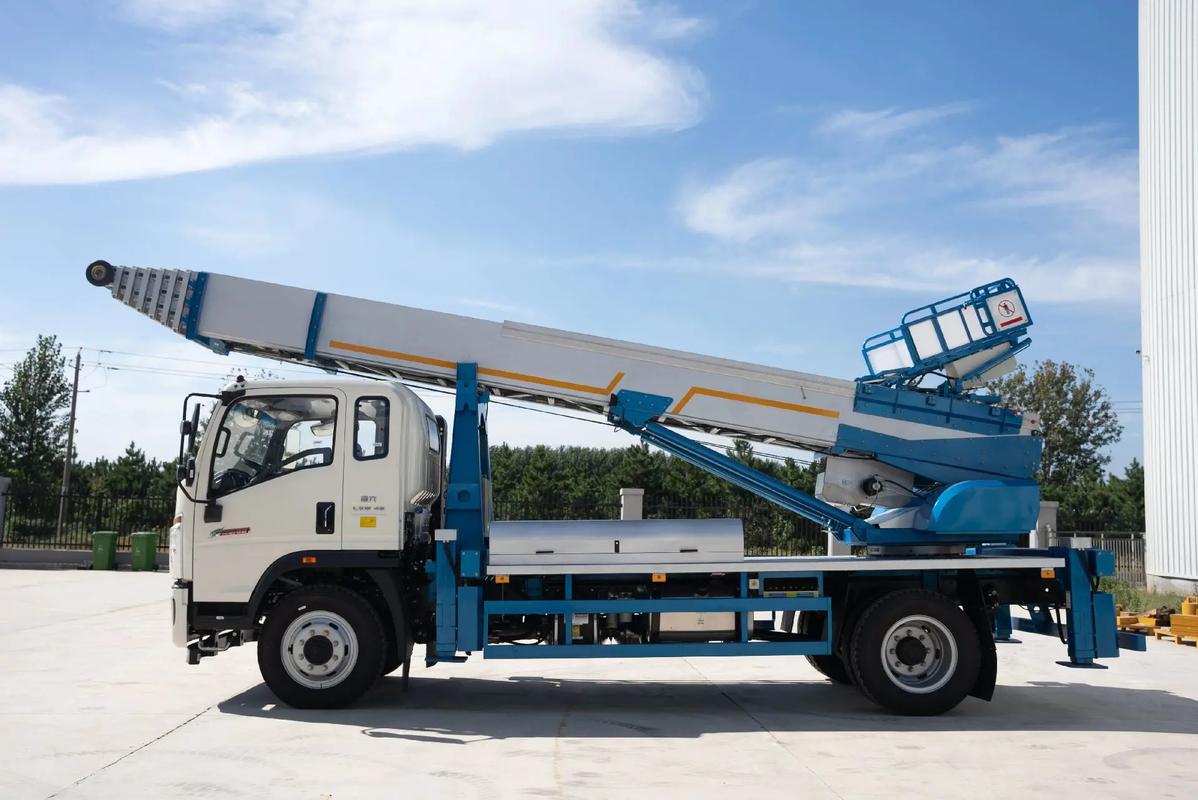 南京鼓楼云梯上料车租赁费用