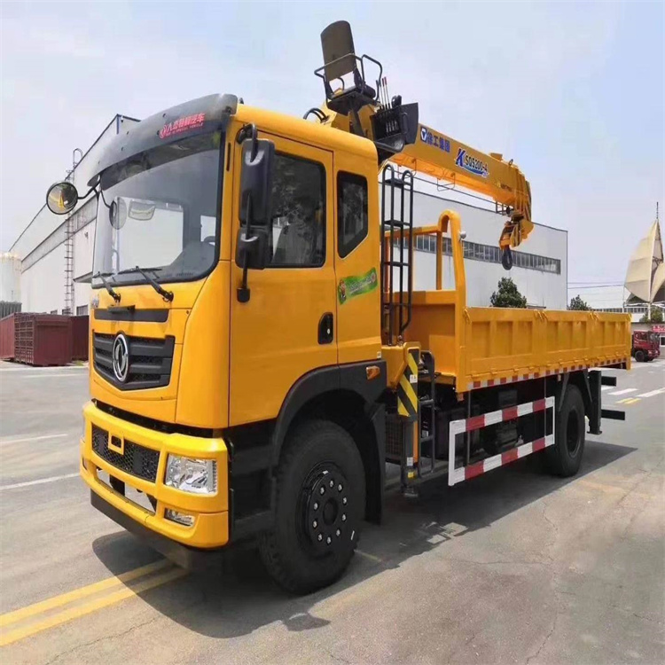 南京鼓楼附近找一辆随车吊出租