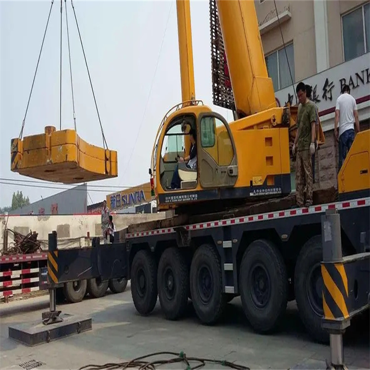 南京鼓楼当地吊车出租|机器吊装|75吨|工厂搬迁服务